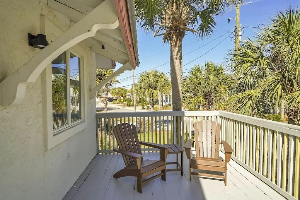 Easy Walk To Laguna Beach/ Perfect For Families Panama City Beach Holiday home