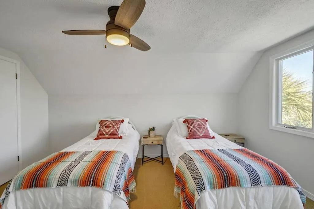 Easy Walk To Laguna Beach/ Perfect For Families Panama City Beach
